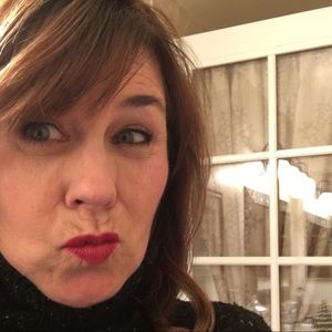 Meet your Posher, Lizlynne